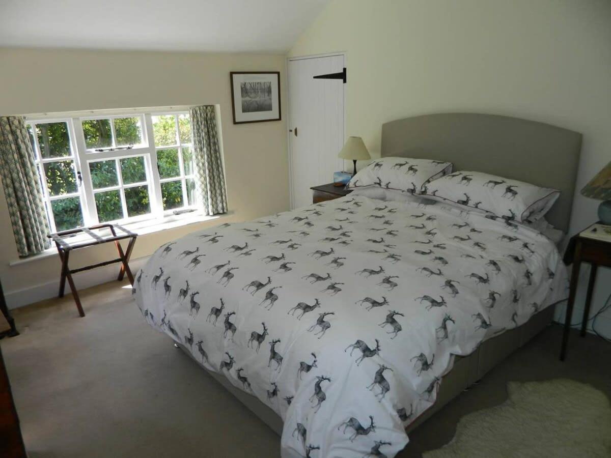 River Cottage A Country Retreat In Wooded Gardens East Stoke  Ngoại thất bức ảnh